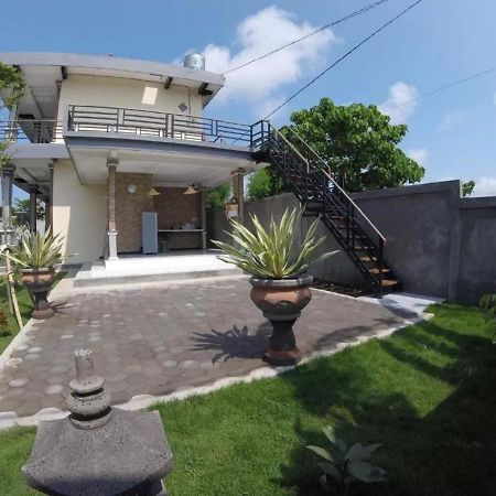 Oyo 90458 Pucuk Bali Guest House Canggu Exterior foto