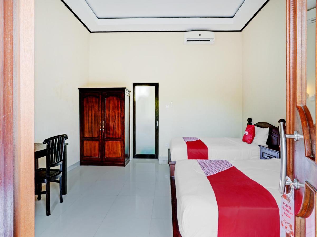 Oyo 90458 Pucuk Bali Guest House Canggu Exterior foto
